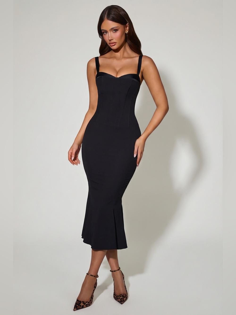 Oh Polly Valentina Midi Dress